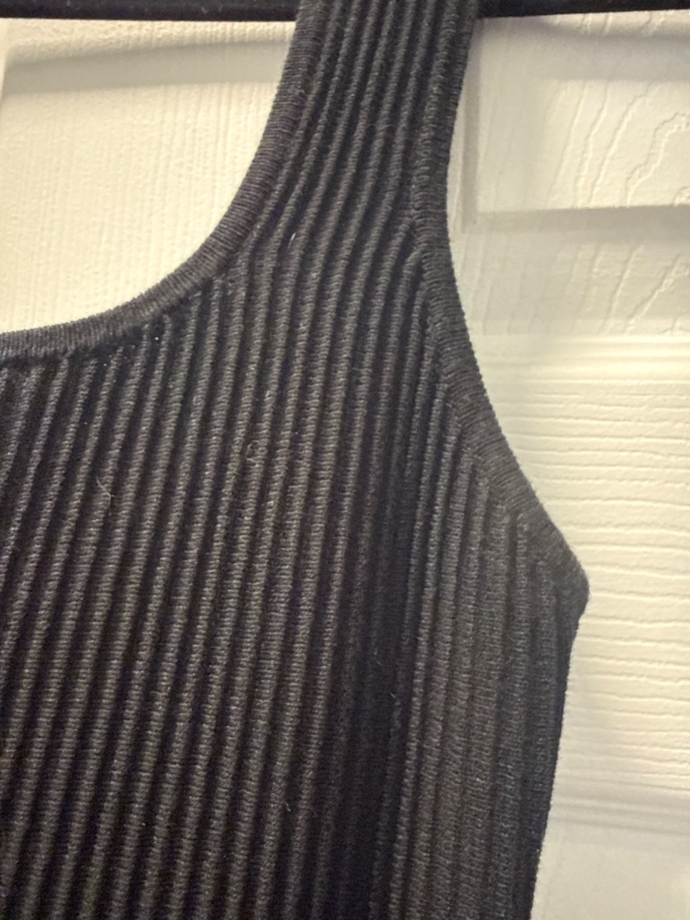 Black Thick Ribbed BodyCon - Picture 2 of 3